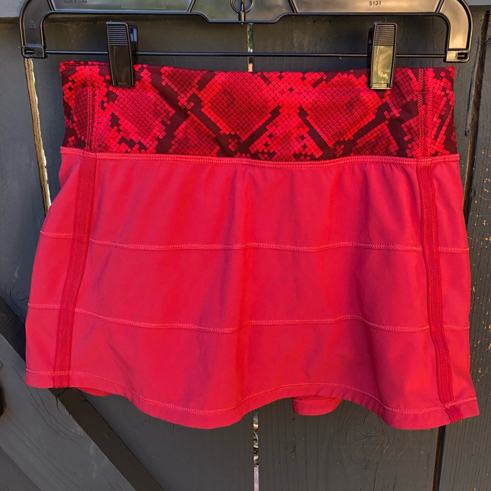 Lulu lemon skirt